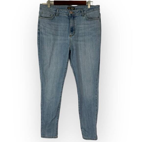 Lee Women's Slim Fit Skinny Leg Midrise Jean Women's 14 Light Wash - Picture 3 of 8